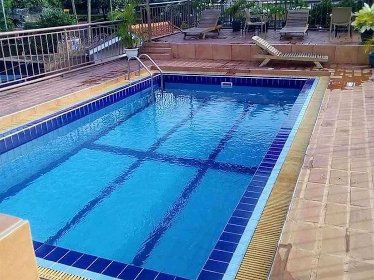 Either For Business Or Pleasure Perfect Choice Wail In Kampala